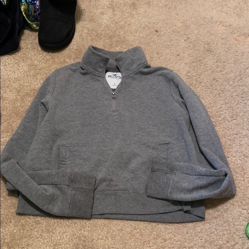 Hollister crewneck jacket